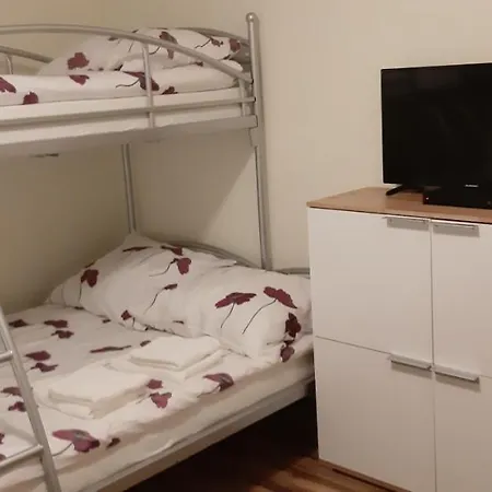 Hostel52 Vandrarhem